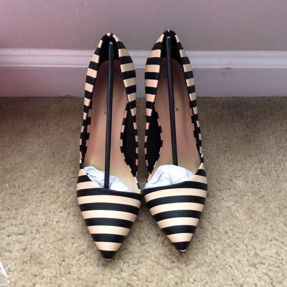 👠👠 - Picture 5 of 6